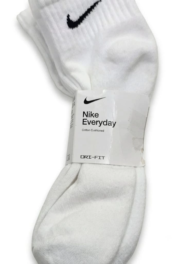 MEDIA NIKE SX7669-100